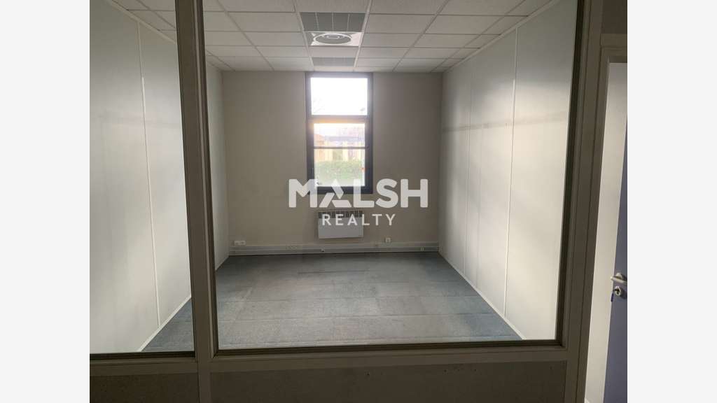 A louer locaux 220m² à Saint-Quentin-Fallavier