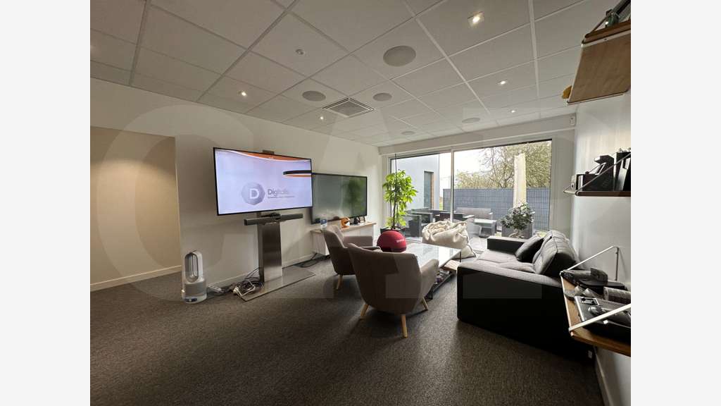 A louer bureaux 500m² à Cesson-Sévigné Ecopole 