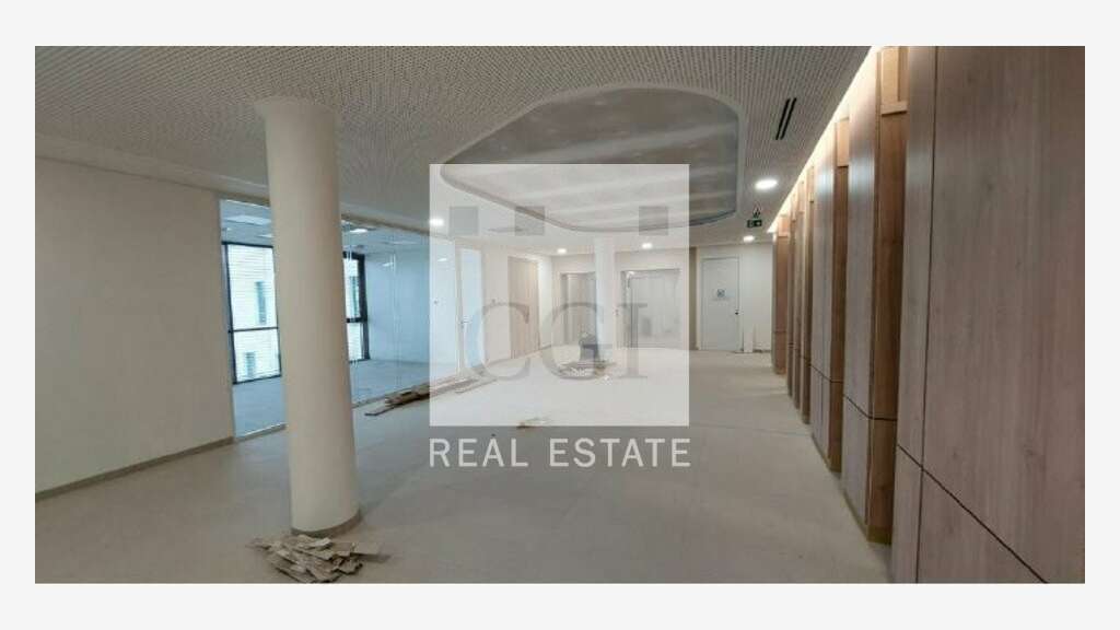 A louer bureaux 5570m² EverEst 3 à Genas A46