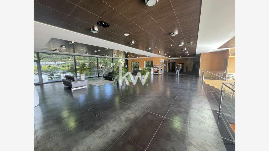 A louer bureaux 270m² Carré Haussmann Evry