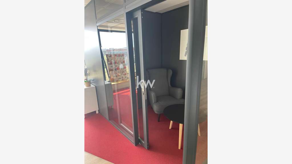A louer bureaux 270m² Carré Haussmann Evry