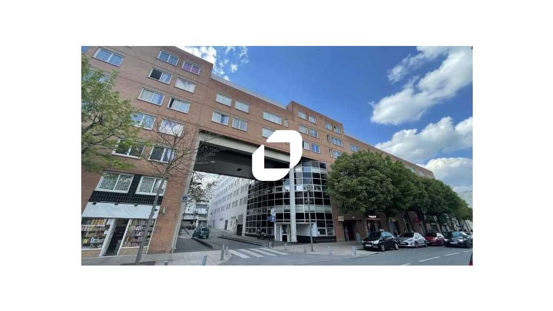 A louer Bureaux 1435m² Evry courcouronnes