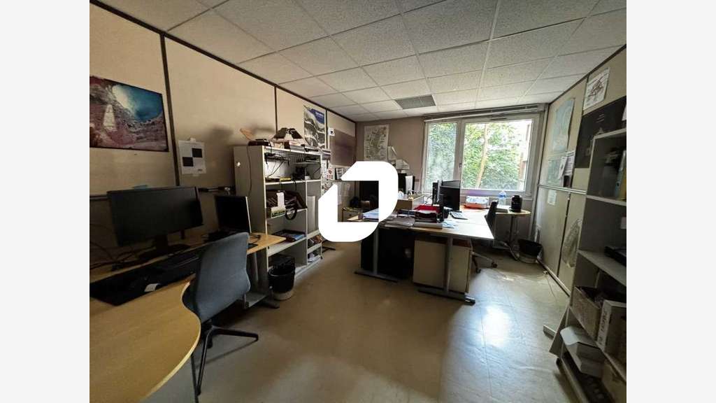 A louer Bureaux 540m² Evry courcouronnes