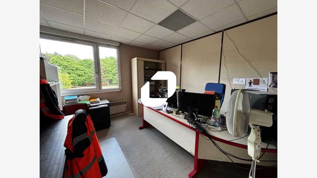 A louer Bureaux 540m² Evry courcouronnes