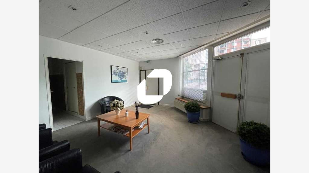 A louer Bureaux 250m² Evry courcouronnes