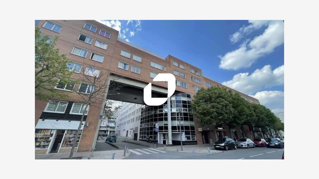 A louer Bureaux 982m² Evry courcouronnes