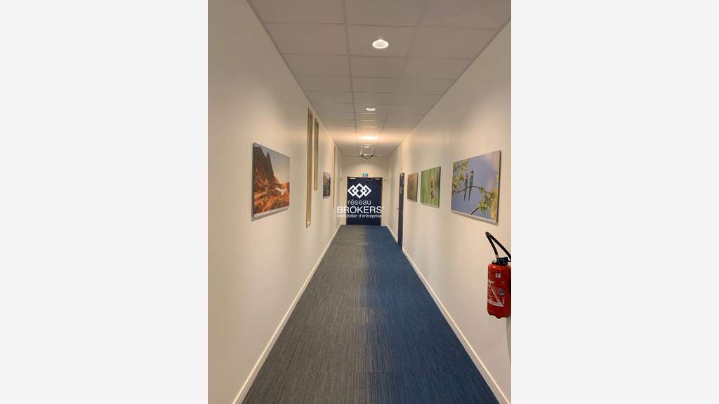 A louer plateau de bureaux divisible à Eybens