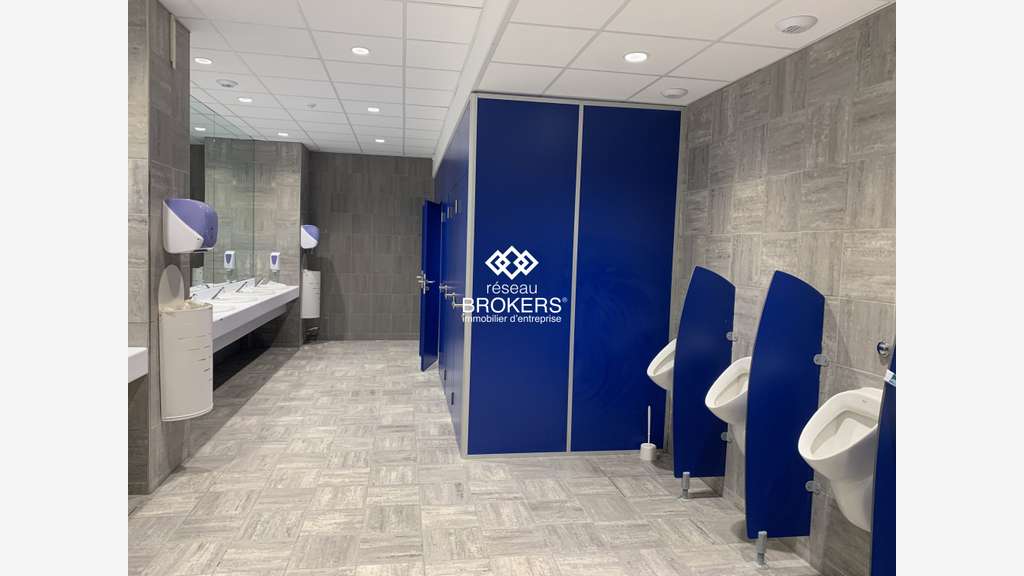 A louer plateau de bureaux divisible à Eybens