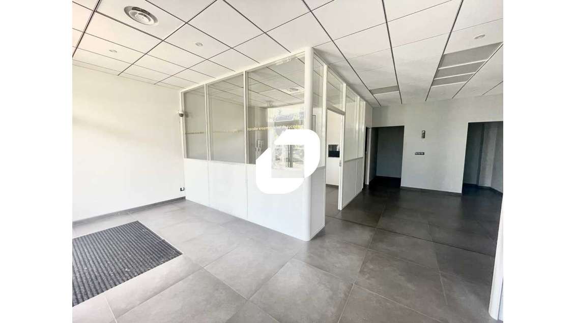 A louer Bureaux 90m² Eysines