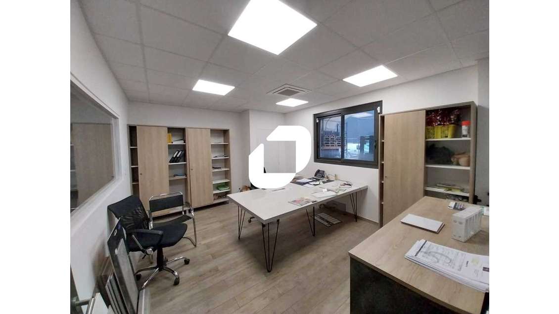 A louer Bureaux 250m² Fabregues