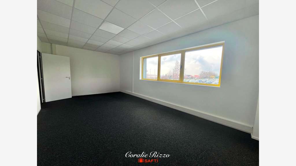 Bureau à louer 26m² à Faulquemont