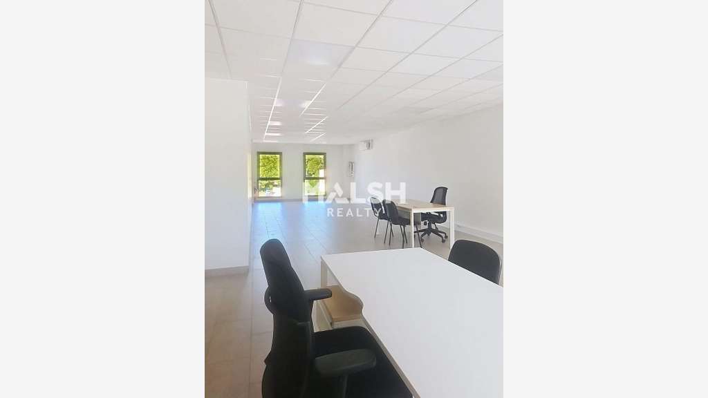 A louer bureaux de 18m² à Fleurieu sur Saône
