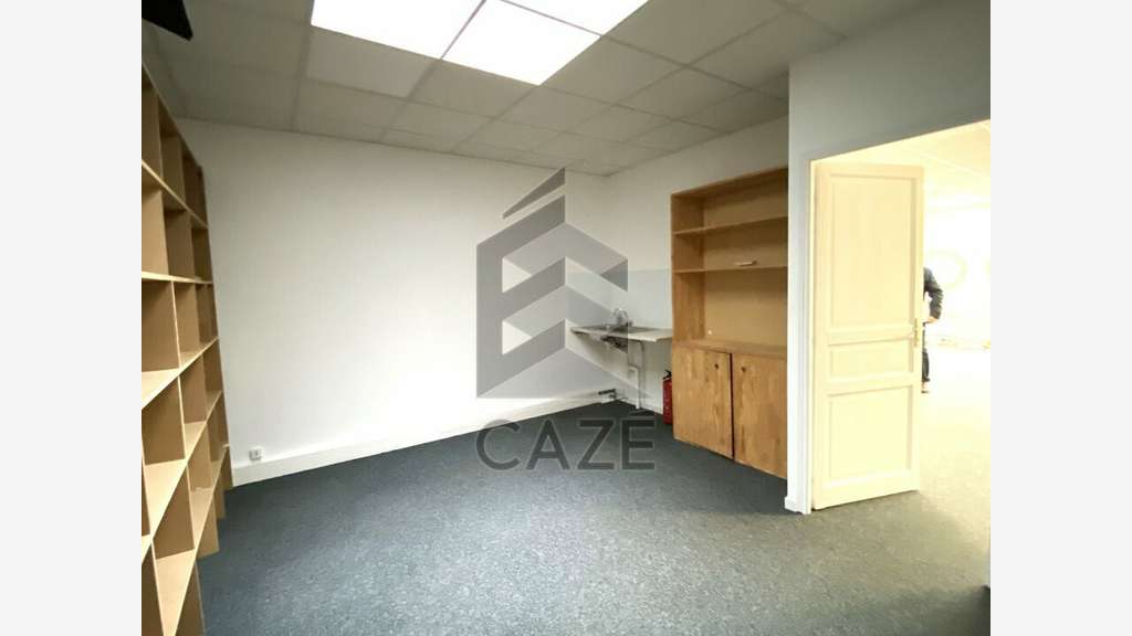 Bureaux 300m² à louer Floirac zone franche urbaine