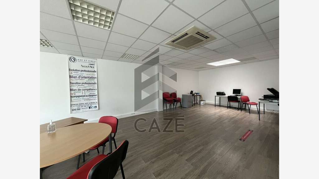 Bureaux 300m² à louer Floirac zone franche urbaine