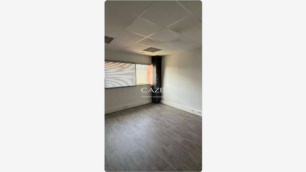 Bureaux de 769m² à louer à Floirac prox rocade
