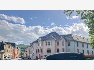 A louer bureaux meublés 293m² en parfait état Foix