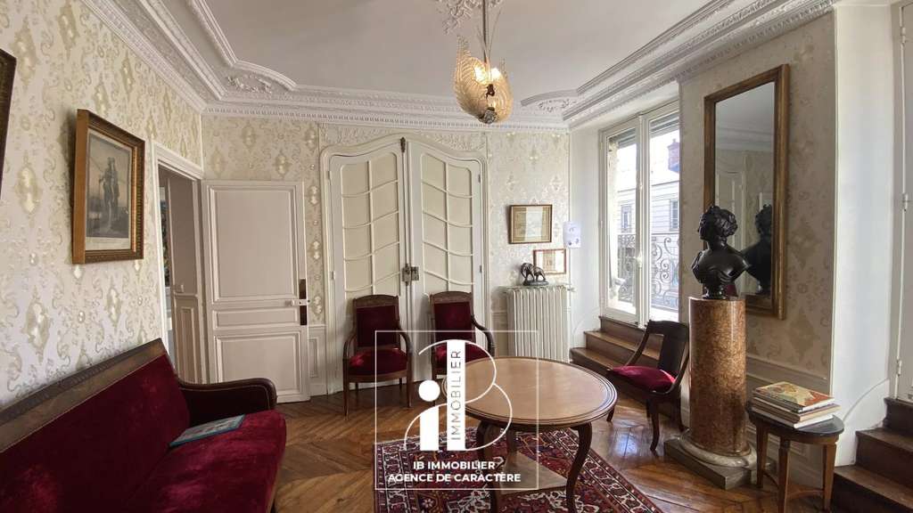 Bureaux de 86m² à louer Fontainebleau rue grande