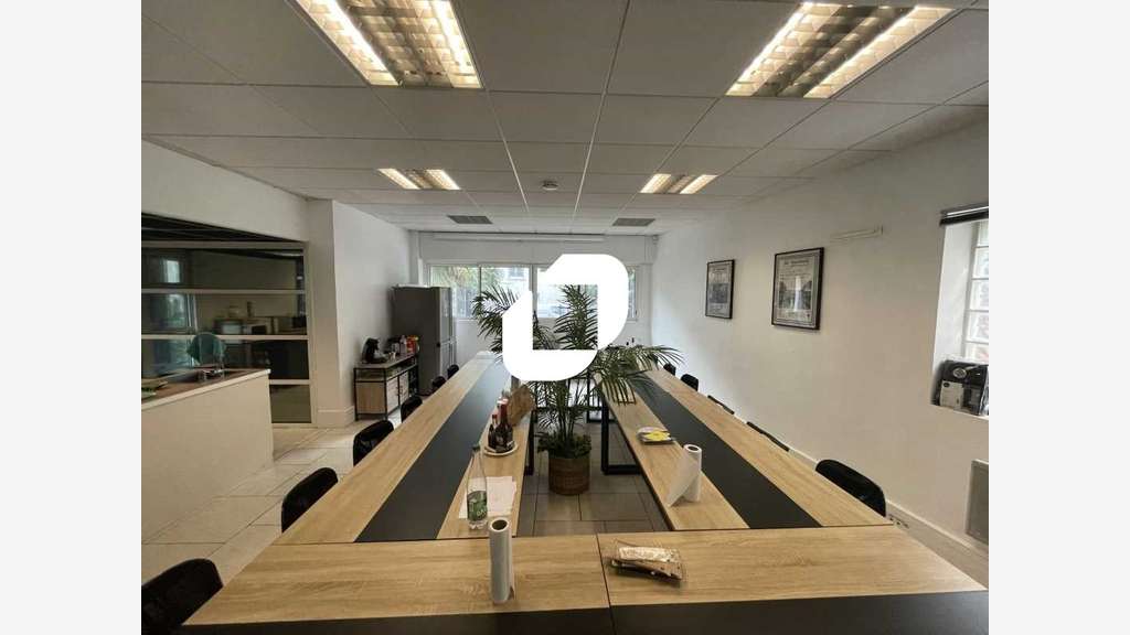A louer Bureaux 210m² Fontenay sous bois