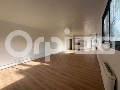 Bureaux rénovés de 90m² à louer Fontenay-Trésigny