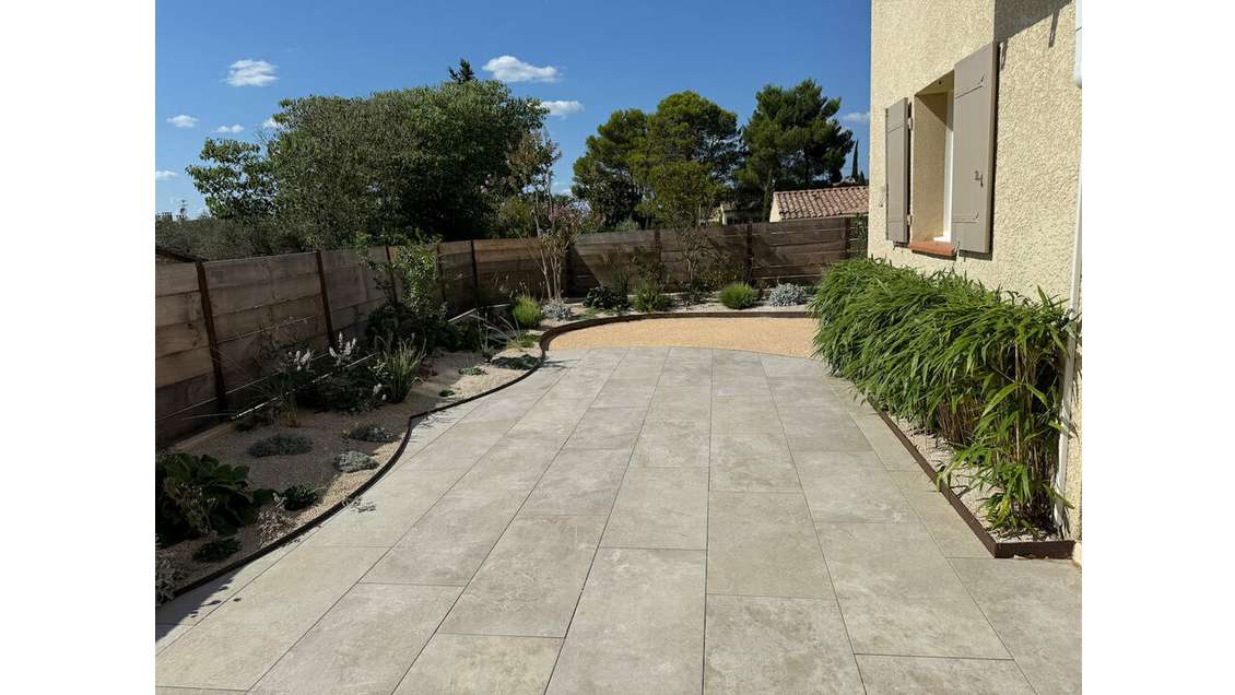 Bureau 90m² à louer à Fontvieille 