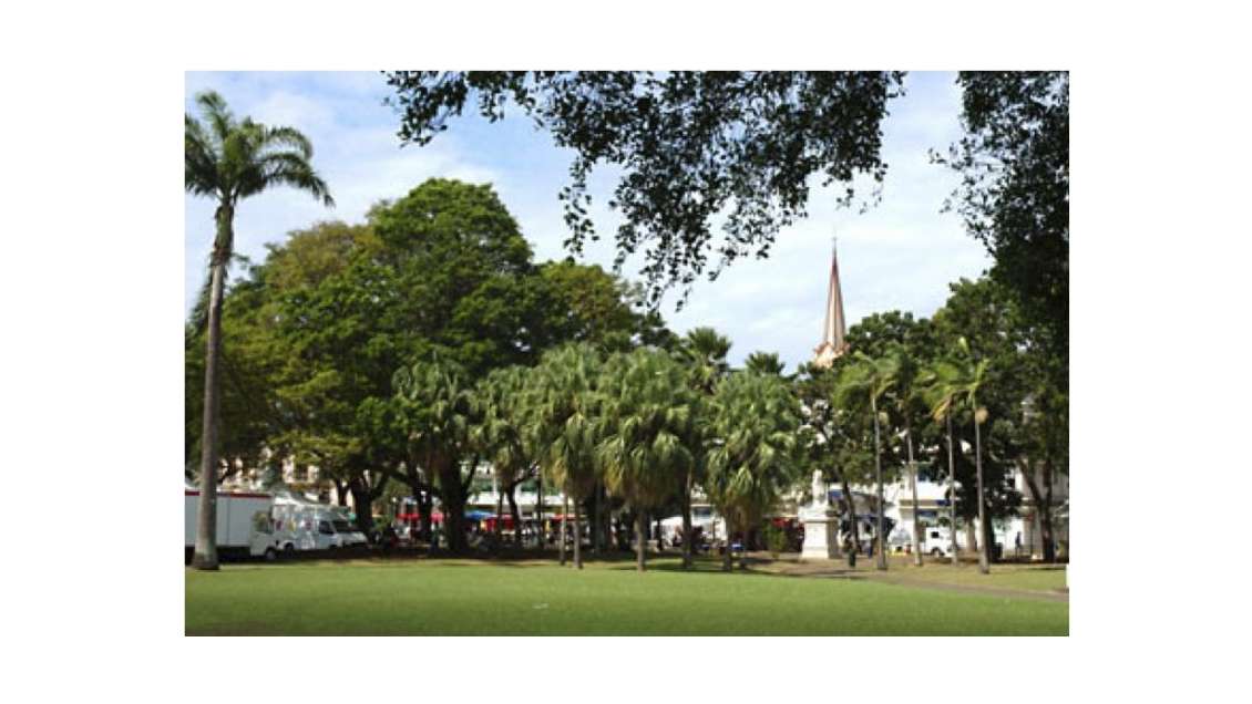 A louer bureaux 300m² + terrasse à Fort De France