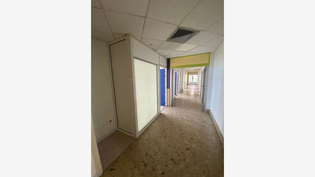 A louer bureaux 224m² à FDF Valmenière