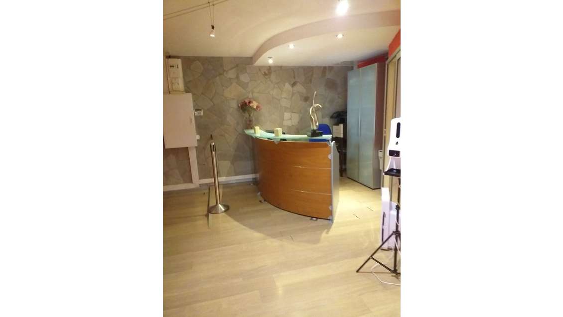 A louer plateau bureaux 159m² ZFU Dillon Stade