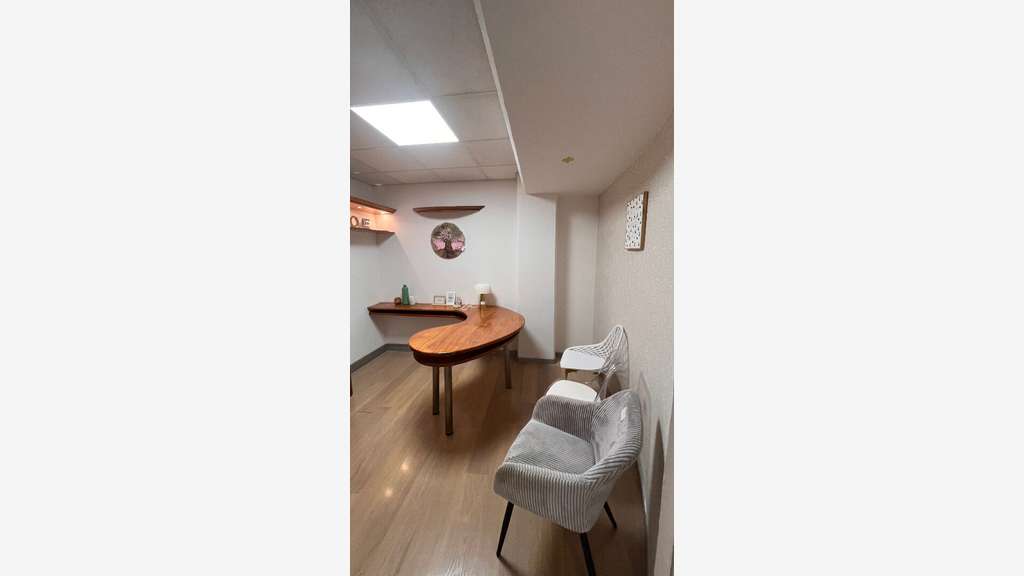 Loue local pro polyvalent 159m² à Fort de France
