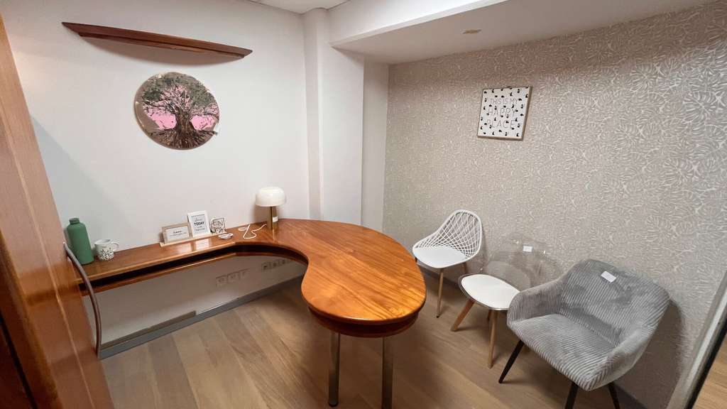 Loue local pro polyvalent 159m² à Fort de France