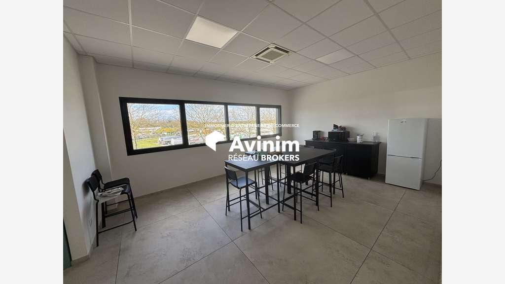 Bureaux premiums 300m² à louer à Dole Foucherans