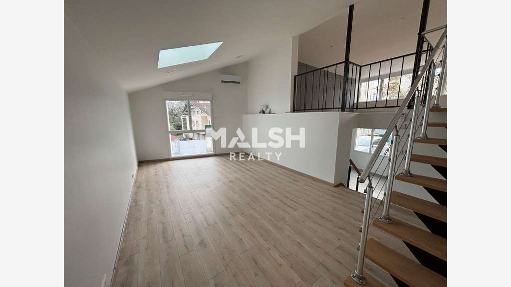 Bureaux rénovés 120m² à louer à Francheville