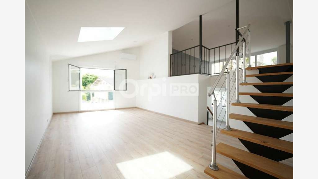 Bureaux à louer 135m² à Francheville