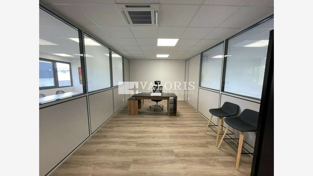 Bureaux 112m² à louer à Francheville 