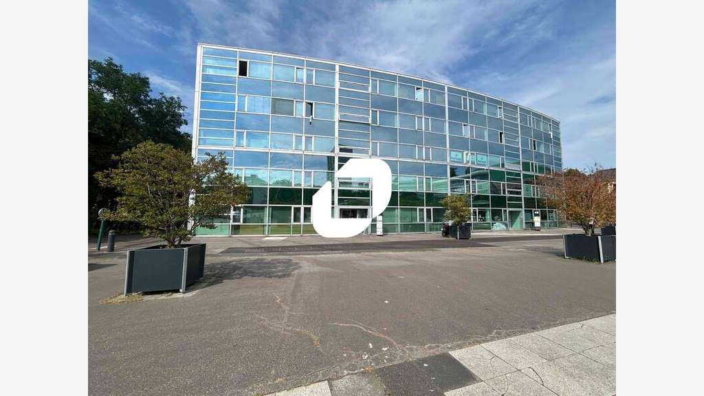 A louer Bureaux 116m² Franconville