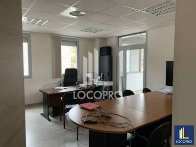 Bureaux 166m² à louer proche A8 à Fréjus