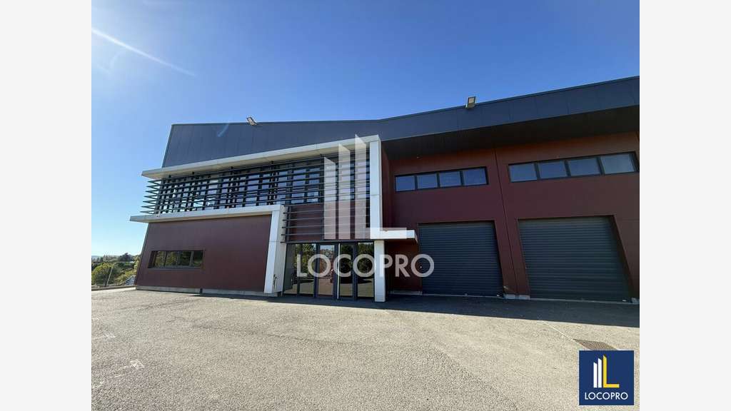Location bureau 60m² R+1 Av des Lions à Fréjus