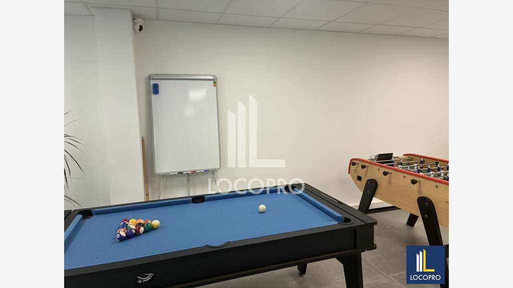 A louer bureaux neufs 135m² imp Cistudes à Fréjus