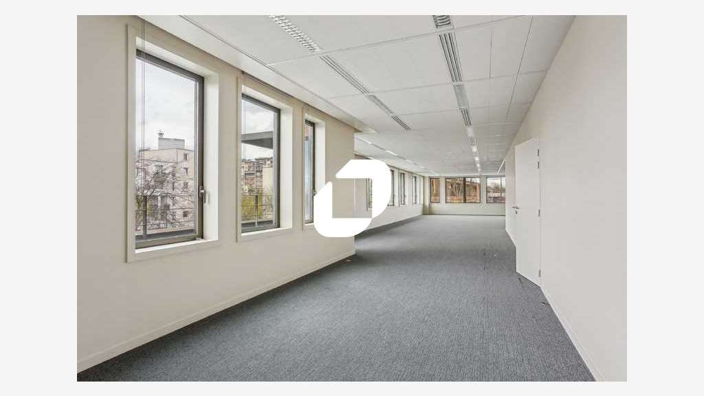 A louer Bureaux 2984m² Fresnes