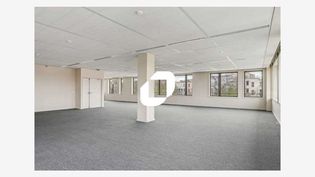 A louer Bureaux 2984m² Fresnes