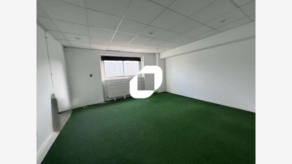 A louer Bureaux 166m² Fretin