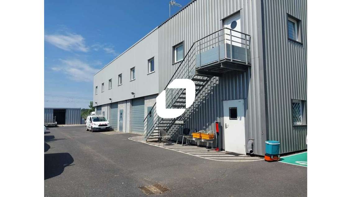 A louer Bureaux 444m² Gallargues le montueux