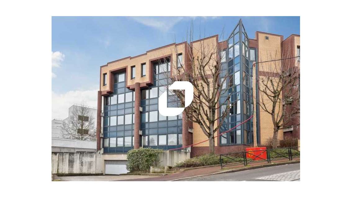 A louer Bureaux 172m² Garches
