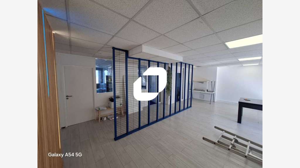 A louer Bureaux 362m² Garches