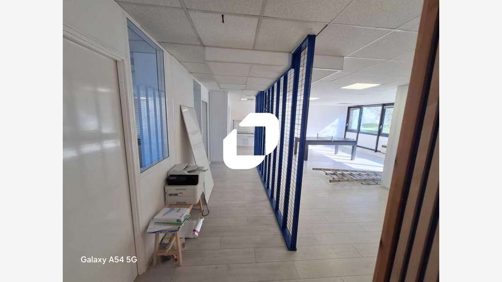A louer Bureaux 362m² Garches