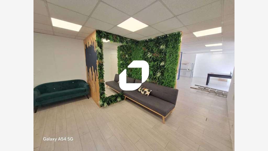 A louer Bureaux 172m² Garches
