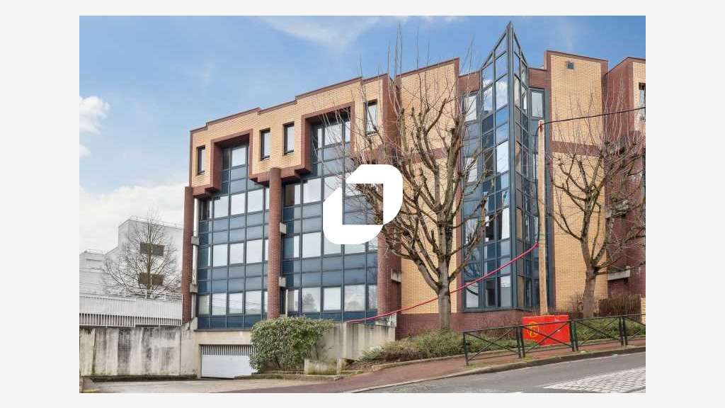 A louer Bureaux 172m² Garches