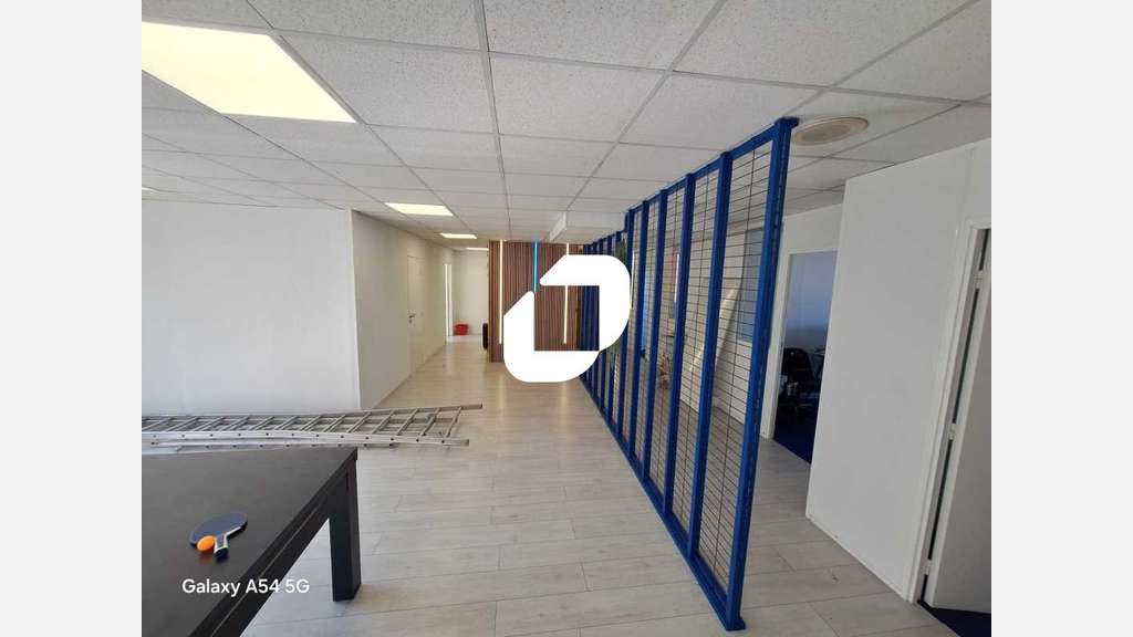 A louer Bureaux 172m² Garches