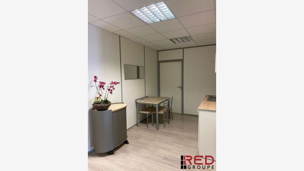 Location bureaux 130m² R+1 zone Avon à Gardanne