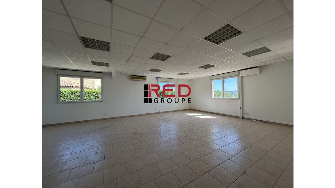 Bureau 110m² R+1 à louer zone d'activité Gardanne 