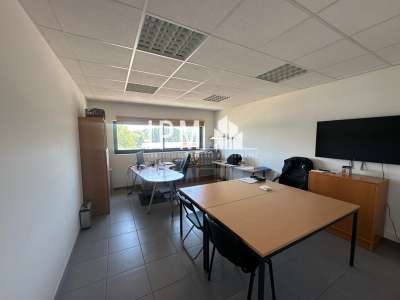 A louer bureaux 77m² à Gardanne Zone de l'Avon